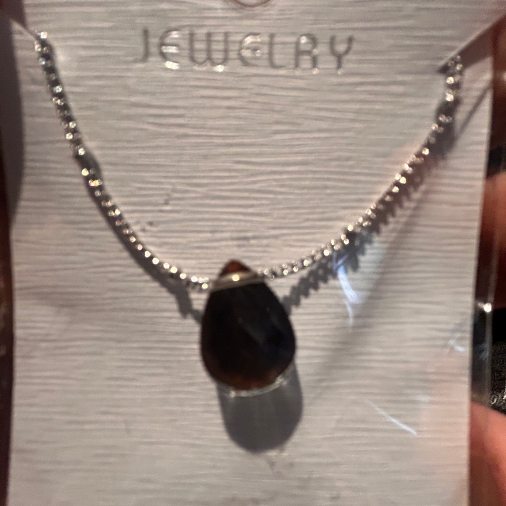 Fashion Jewelry Silver Necklace with Brown Pendant